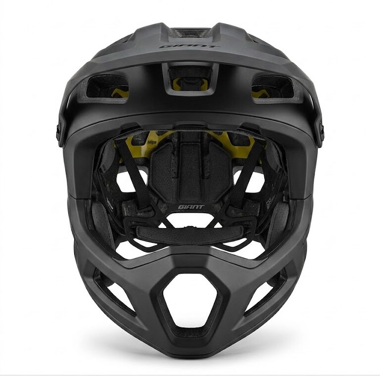 Casco Giant